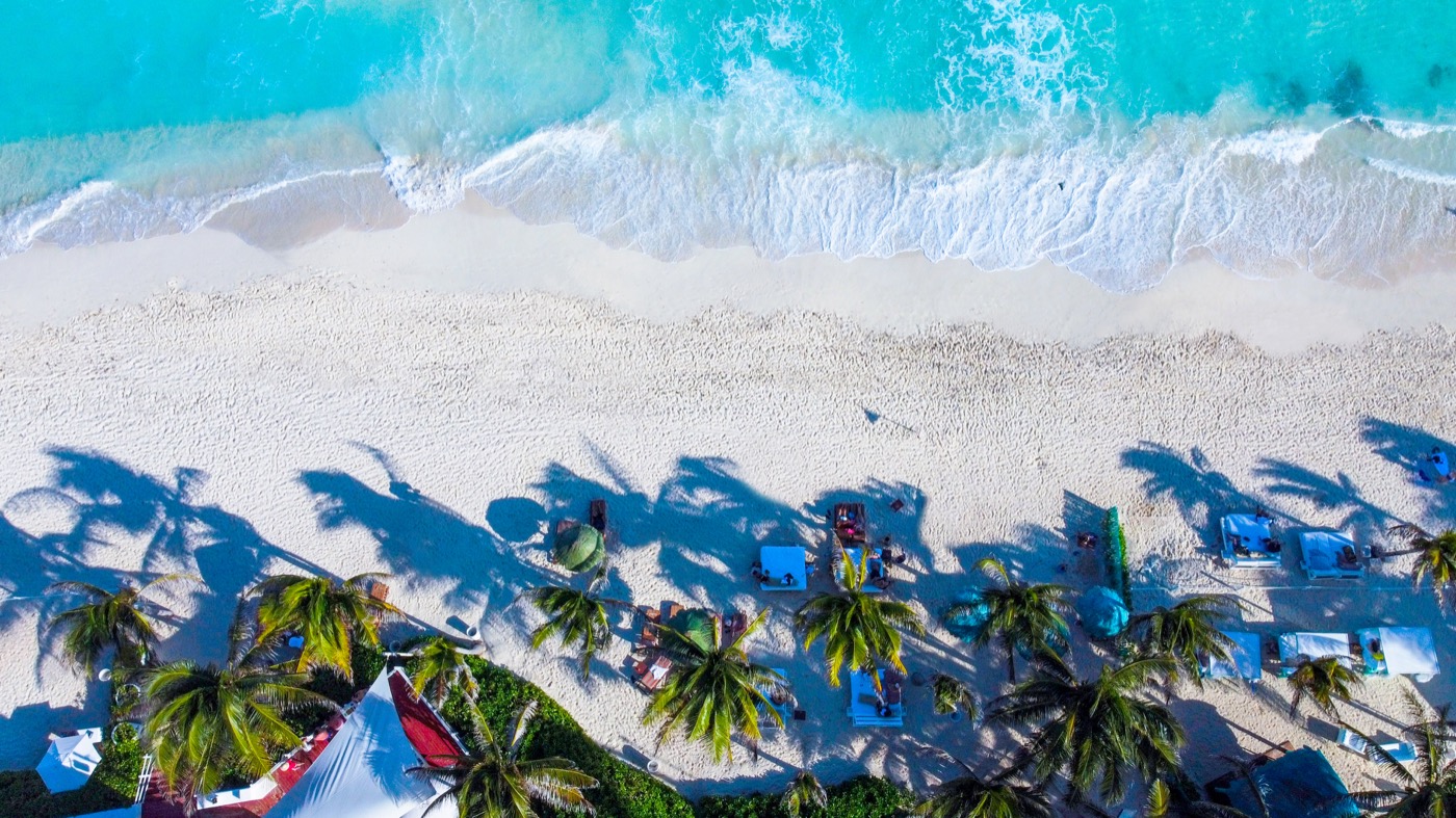 Panoramic View of Hotel Grand Oasis Cancun with ocean view