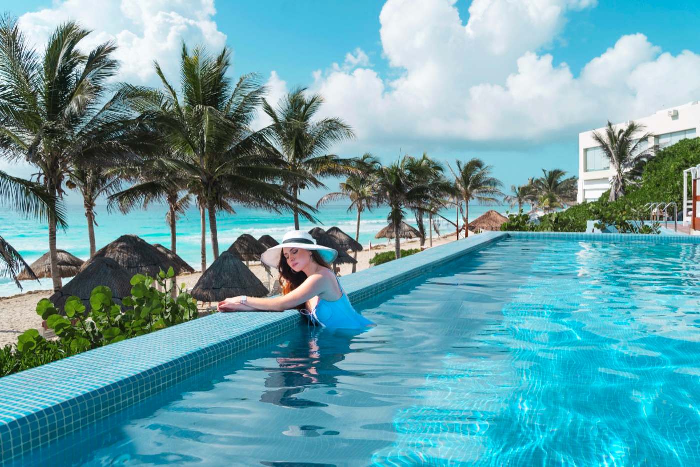 Swimming pool at The Pyramid at Grand Oasis hotel