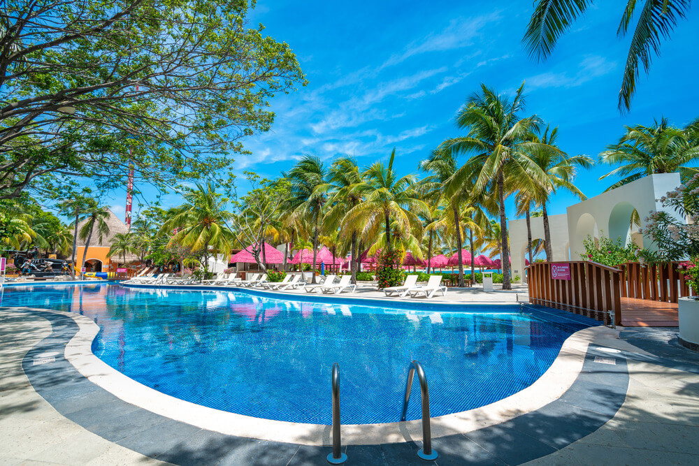 Pool at Oasis Palm Hotel.